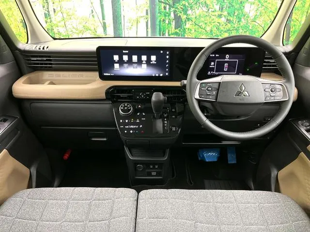 Mitsubishi Delica Mini T Premium 2026 photo 2