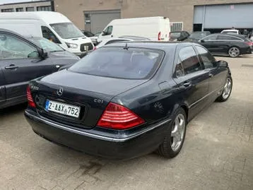 Mercedes-Benz S-Class 2005 photo 2