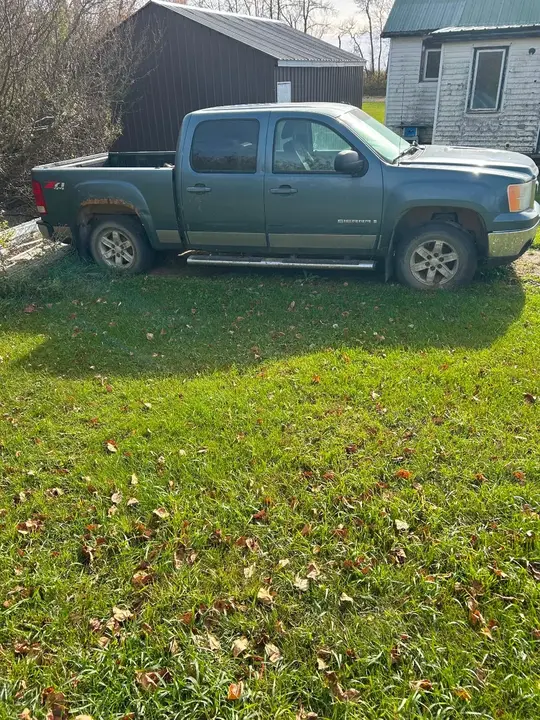 GMC Sierra 2008 photo 2