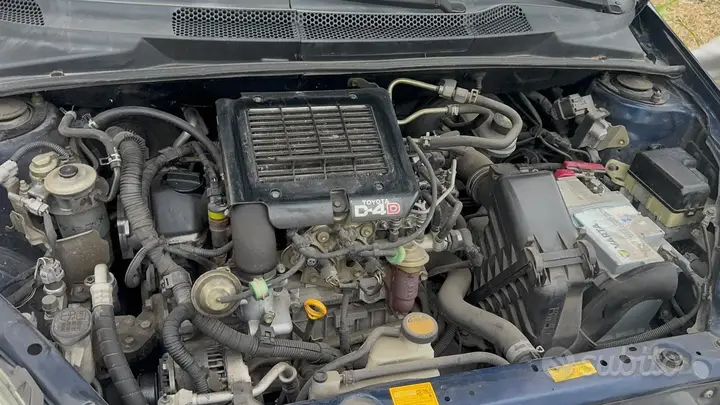 Toyota Yaris 2004 photo 2