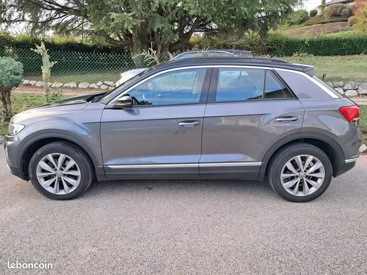 Volkswagen T-Roc 2019 photo 3