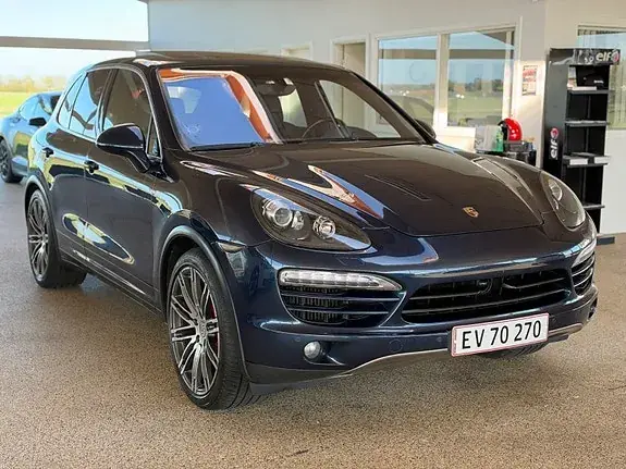 Porsche Cayenne 2012 photo 3