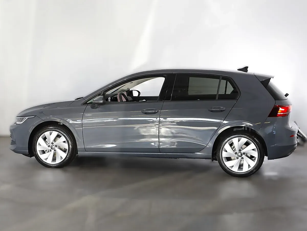 Volkswagen Golf 2026 photo 2