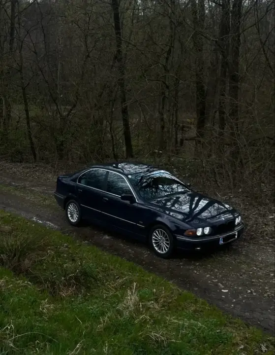 BMW 5 Series 1999 photo 2