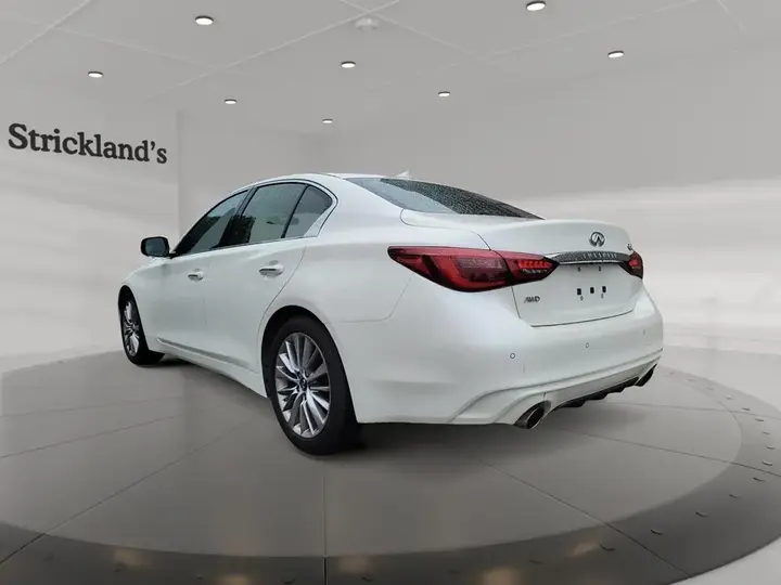 Infiniti Q50 2022 photo 4