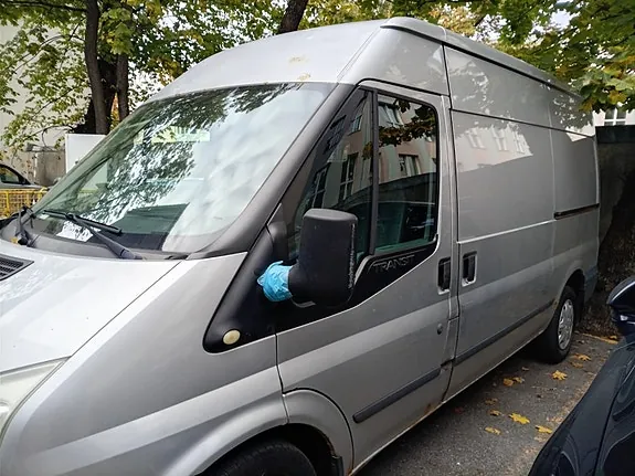 Ford Transit 300M Van 2011 photo 3