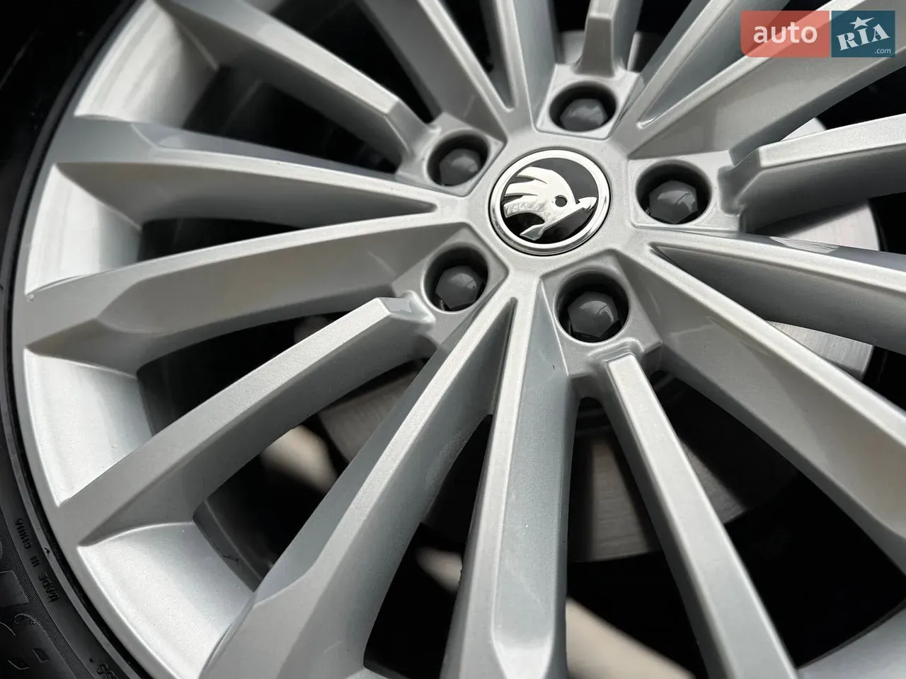 Skoda Superb 2023 photo 5