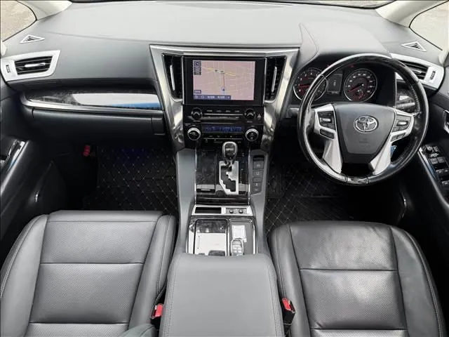 Toyota Alphard 2020 photo 2