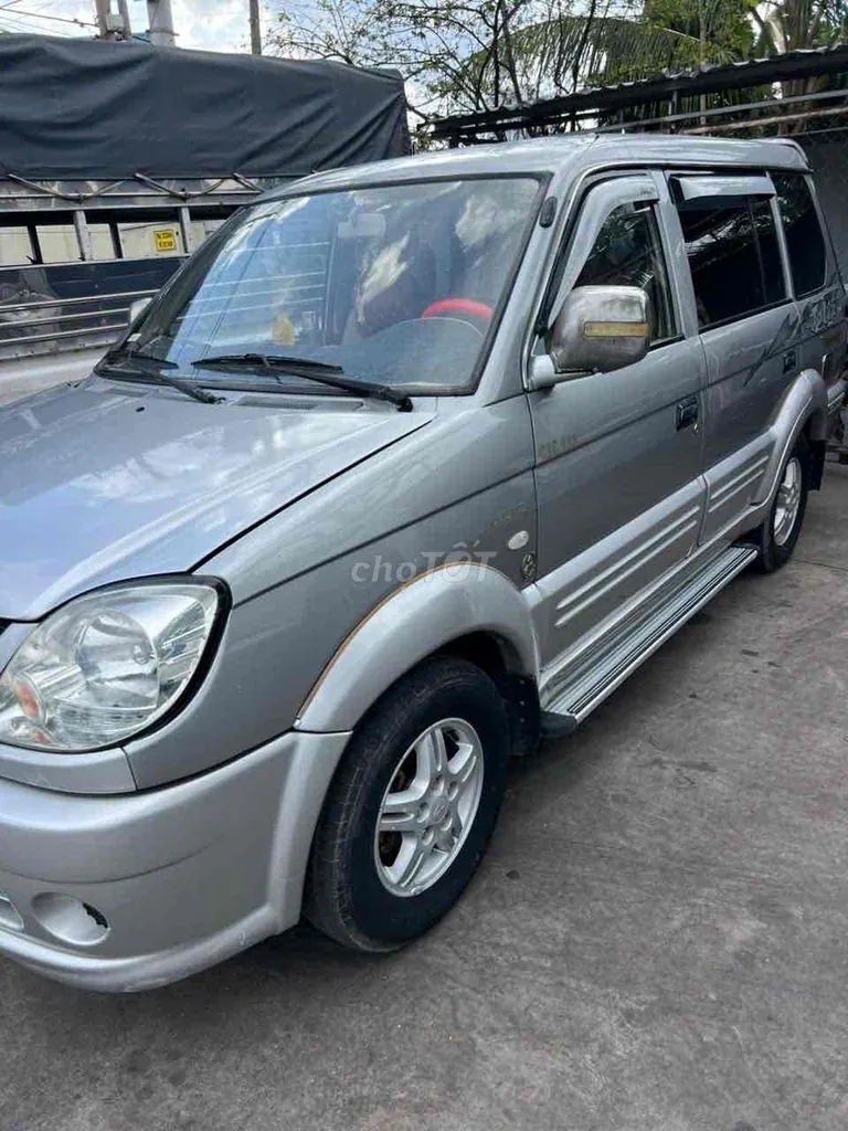 Mitsubishi Jolie 2004 photo 3
