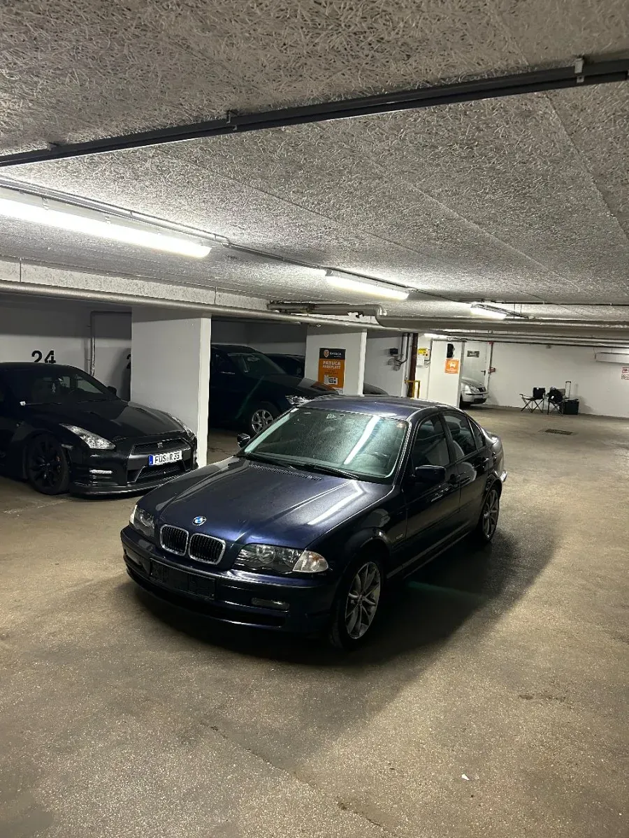 BMW 3 Series 2001 photo 2