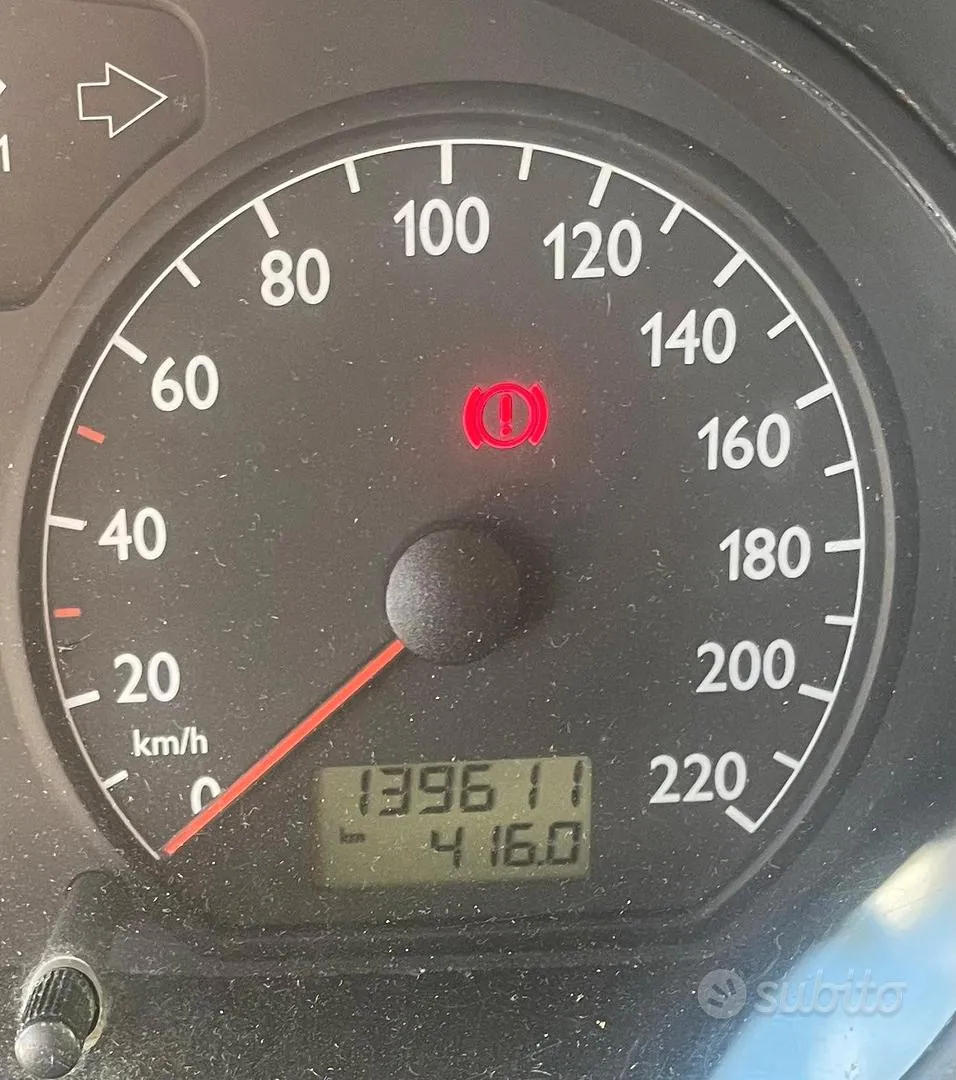 Volkswagen Polo 2002 photo 4