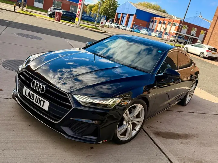 Audi A7 2019 photo 2