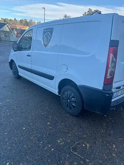 Peugeot Expert 2011 photo 4