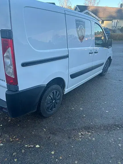 Peugeot Expert 2011 photo 3