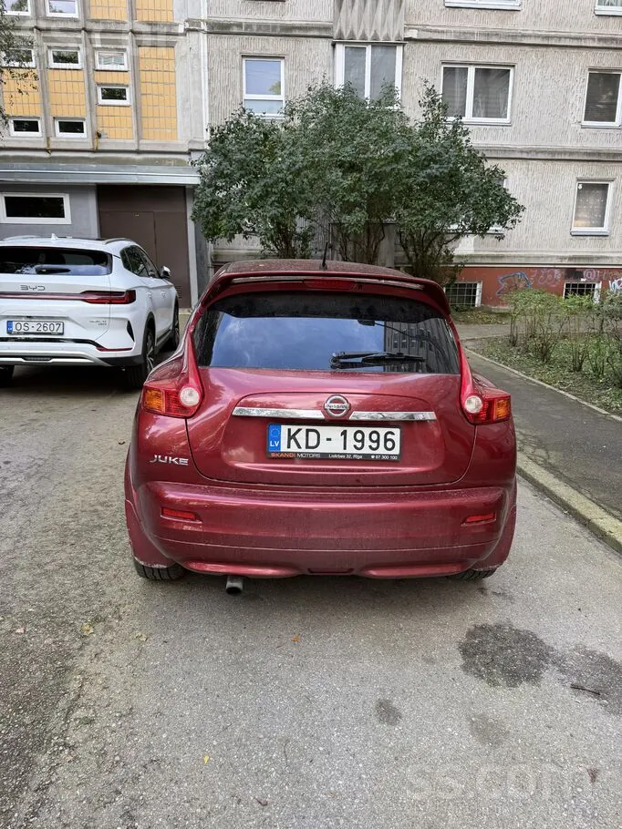 Nissan Juke 2013 photo 2