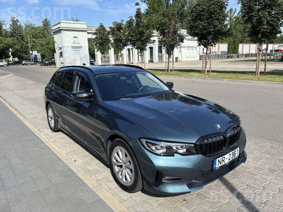 BMW 318 2021 photo 3