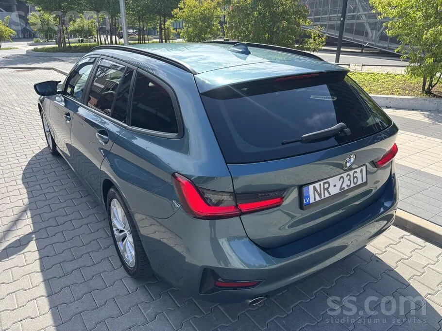 BMW 318 2021 photo 4