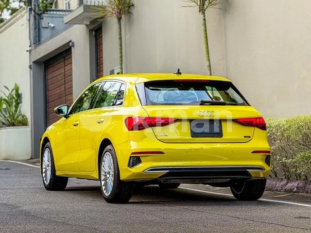 Audi A3 2023 photo 2