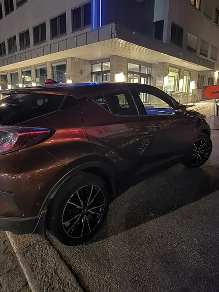 Toyota C-Hr 2018 photo 4