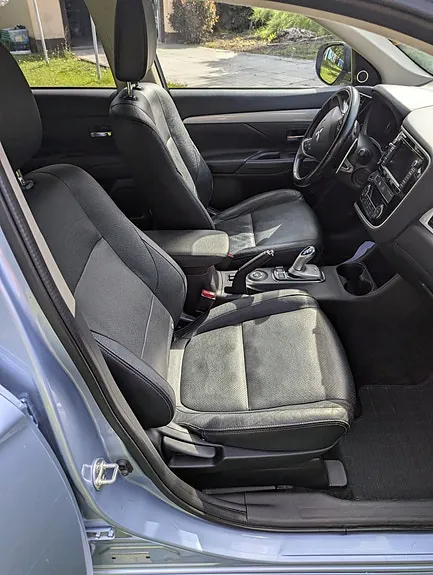 Mitsubishi Outlander 2014 photo 5