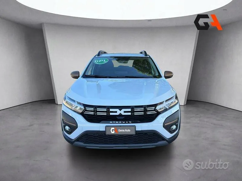 Dacia Sandero Stepway 2025 photo 2