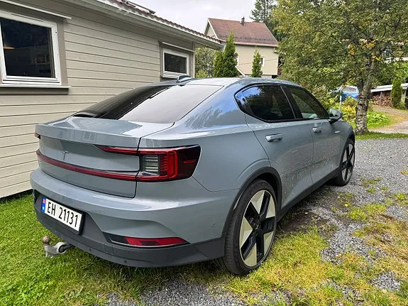 Polestar 2 2023 photo 4