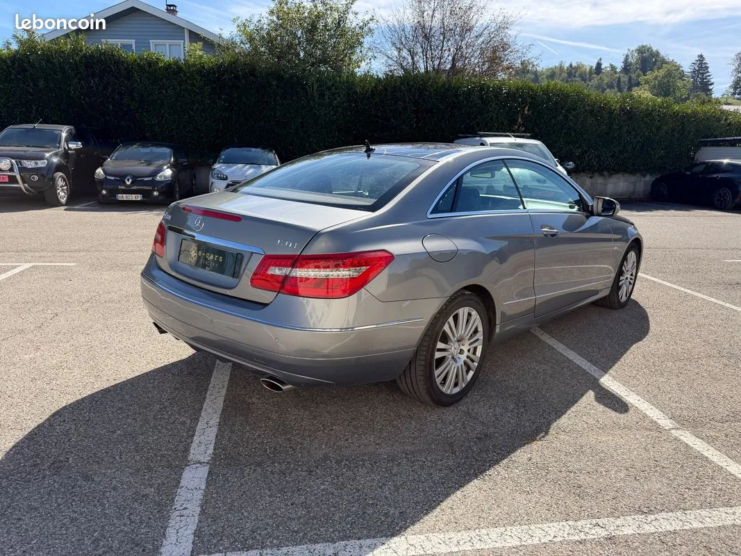 Mercedes-Benz E-Class 2009 photo 5