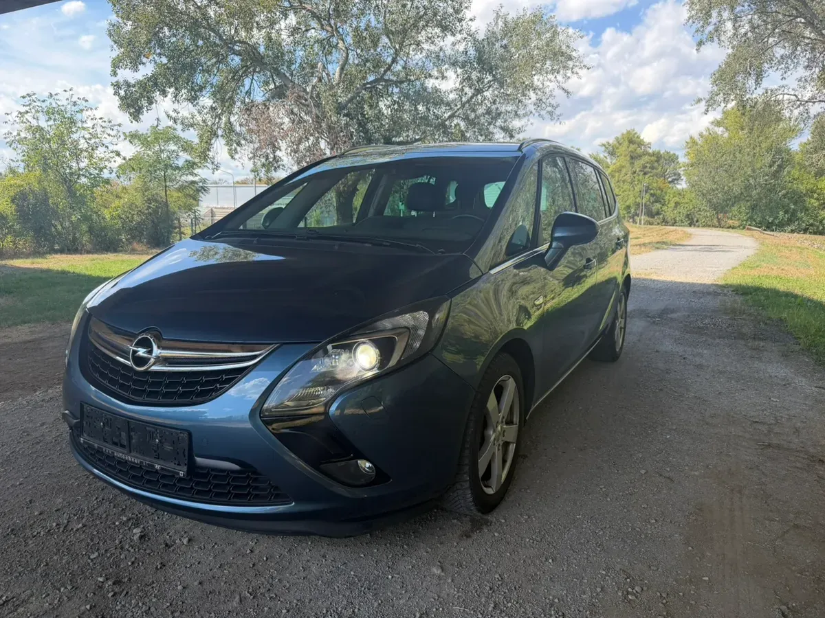 Opel Zafira Tourer