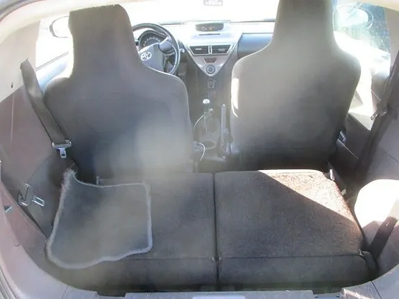 Toyota Iq 2009 photo 5