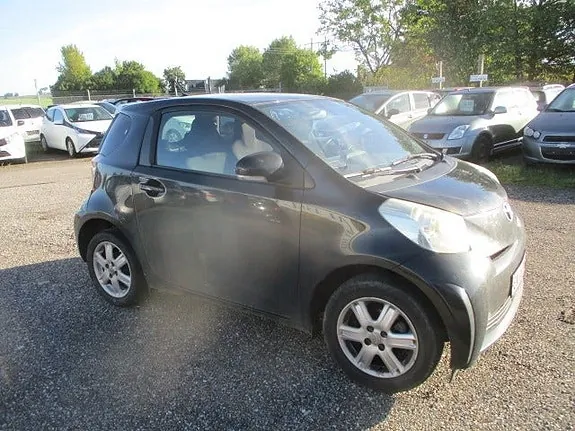 Toyota Iq 2009 photo 3