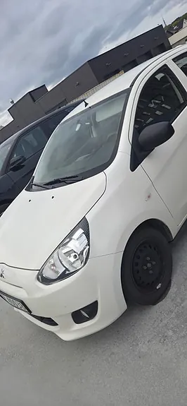 Mitsubishi Space Star I 2013 photo 4