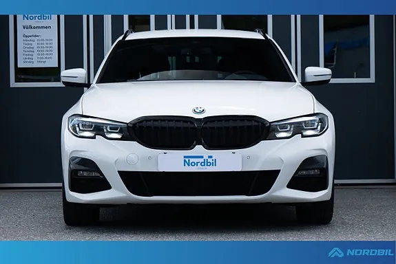 BMW 330E 2022 photo 3