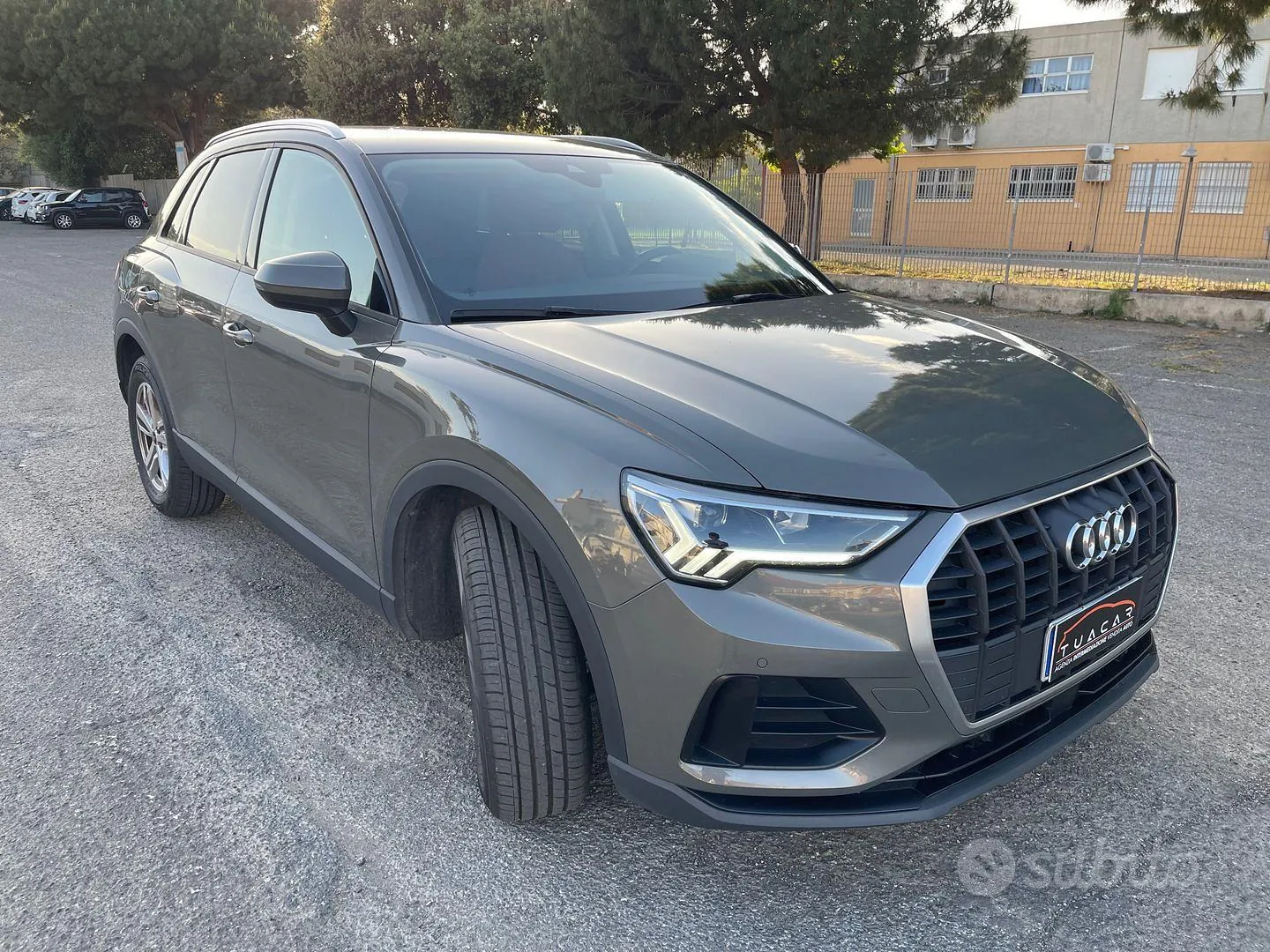 Audi Q3 2023 photo 2