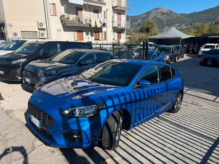 Ford Focus 2019 photo 2
