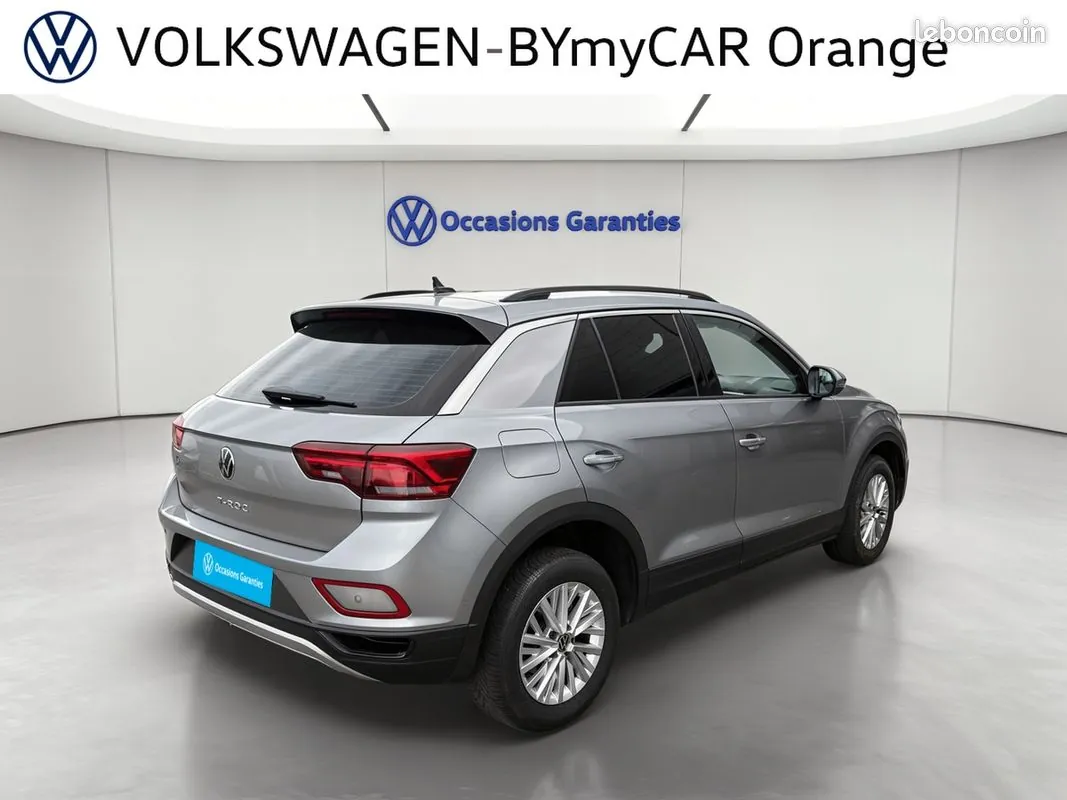 Volkswagen T-Roc 2023 photo 5