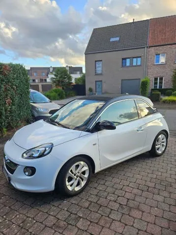 Opel Adam
