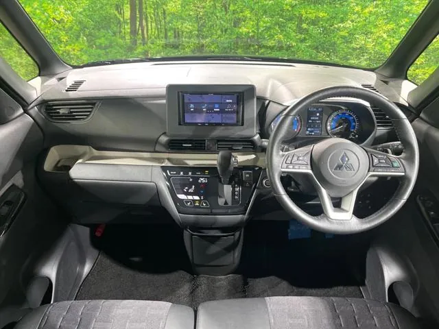 Mitsubishi Delica Mini T Premium 2024 photo 2