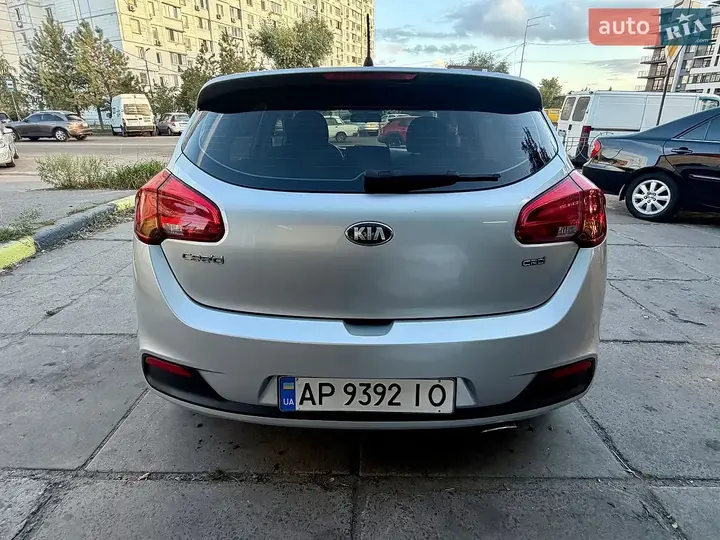 Kia Ceed 2012 photo 5