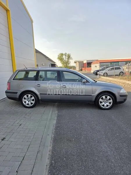 Volkswagen Passat 2003 photo 4
