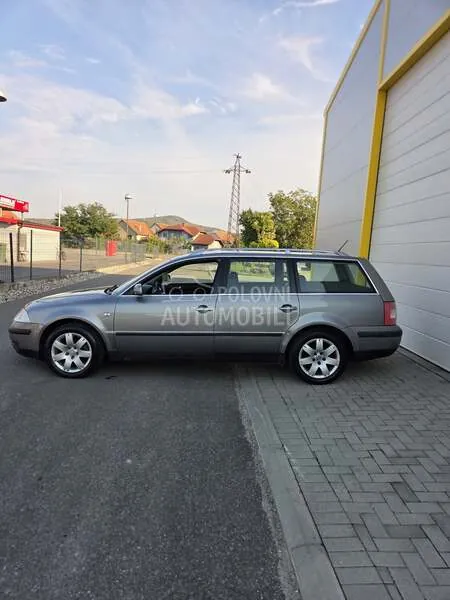 Volkswagen Passat 2003 photo 5
