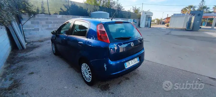 Fiat Grande Punto 2008 photo 3