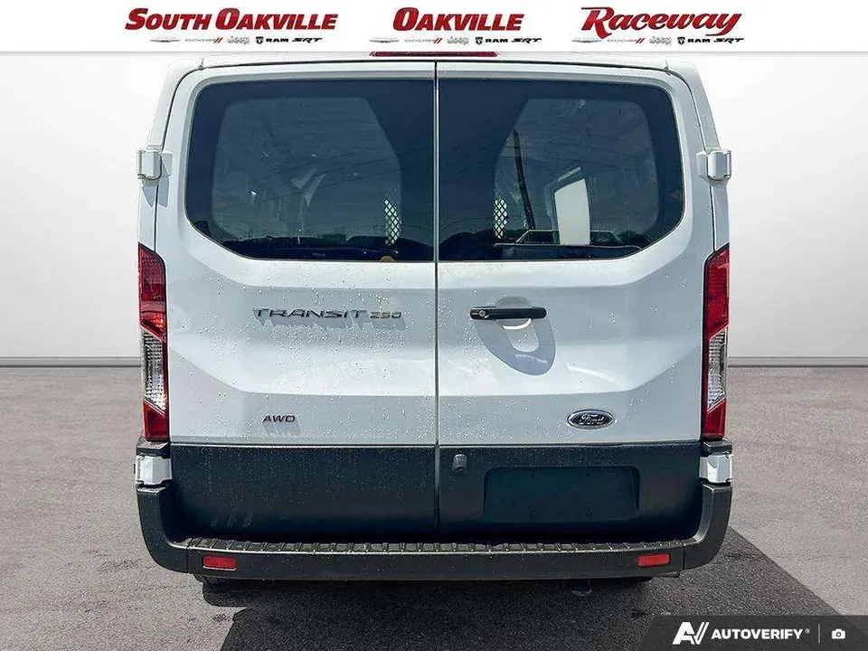 Ford Transit 2024 photo 5