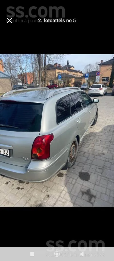 Toyota Avensis 2004 photo 4