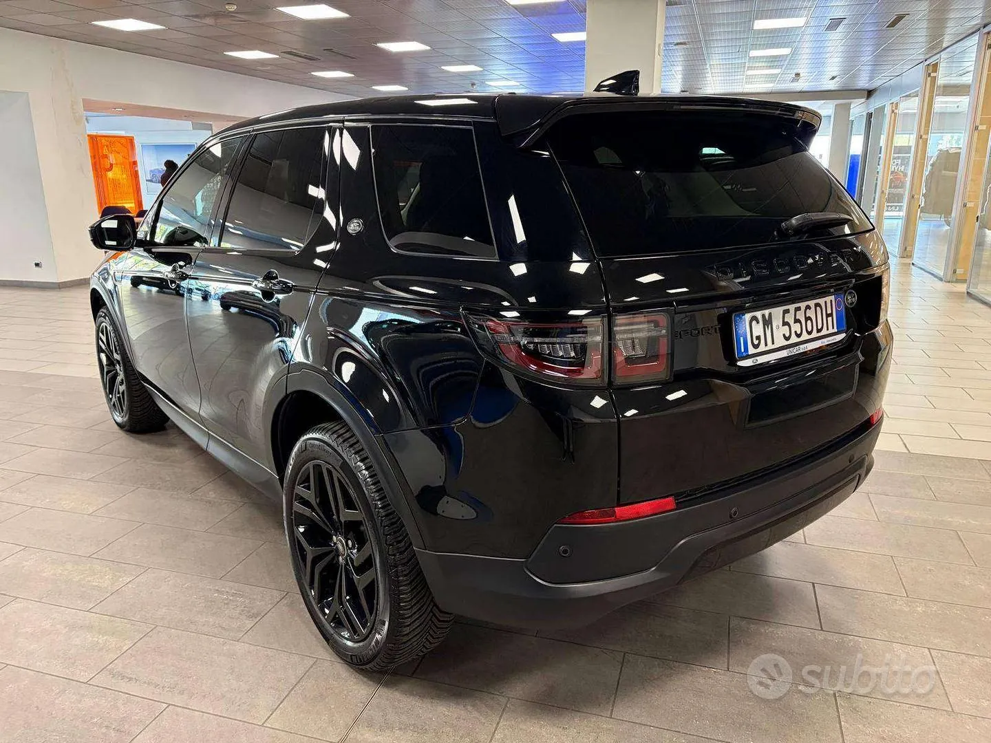 Land Rover Discovery Sport 2023 photo 5