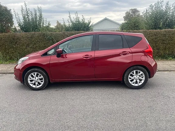 Nissan Note 2015 photo 2