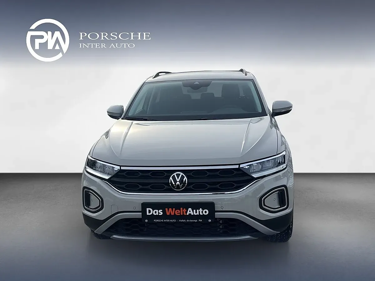 Volkswagen T-Roc 2026 photo 2