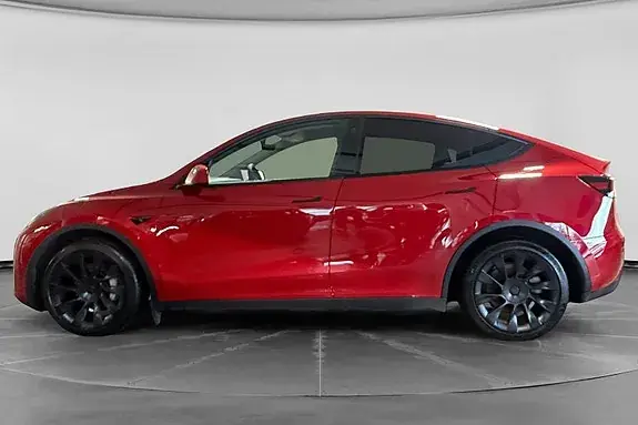 Tesla Model Y 2021 photo 2