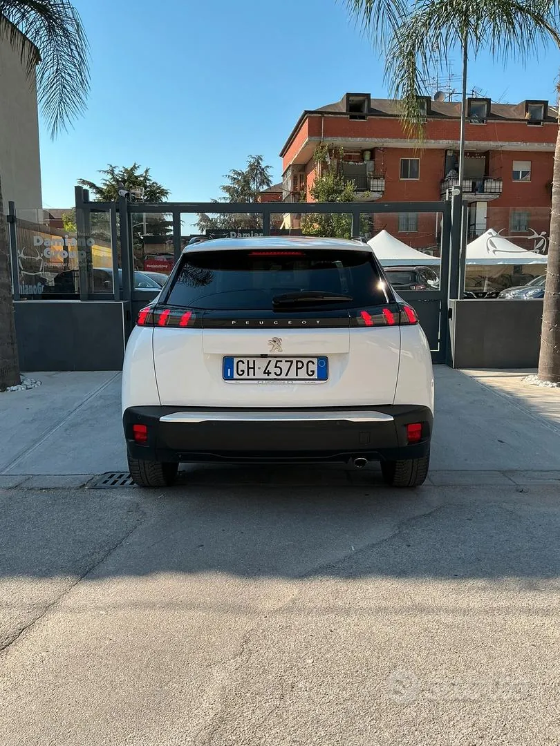 Peugeot 2008 2021 photo 4