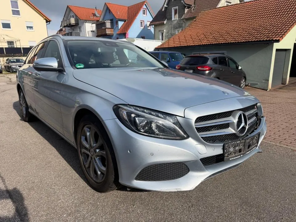 Mercedes-Benz C 180