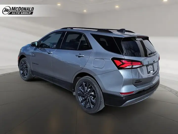 Chevrolet Equinox 2024 photo 2